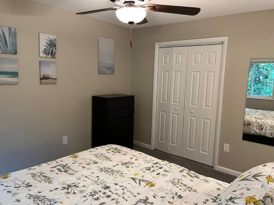 Apartment Carter #1 Two Bedroom Unit Near Xavier Downtown *