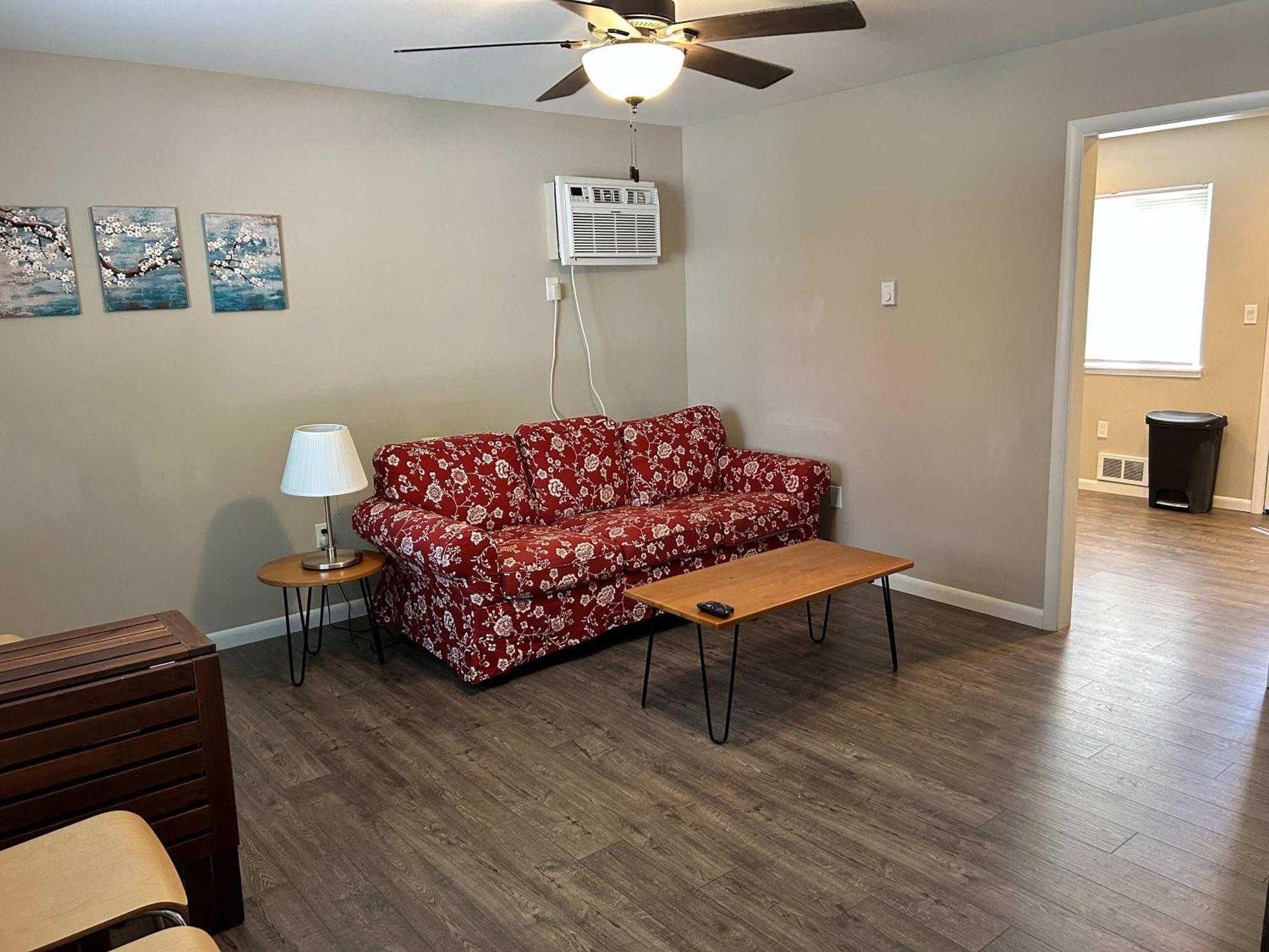 Apartment Carter #1 Two Bedroom Unit Near Xavier Downtown